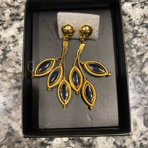 1950s Gold Black Diamond Dangle Vintage Pierced Earrings